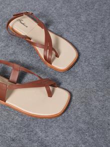 2025 闪光舒适厚底女士平底鞋柔软灵活新款方头一脚蹬穆勒鞋优雅扣饰单格金属纽扣连衣裙，约会，优雅时尚纯色凉鞋，适合旅行、四季、徒步旅行