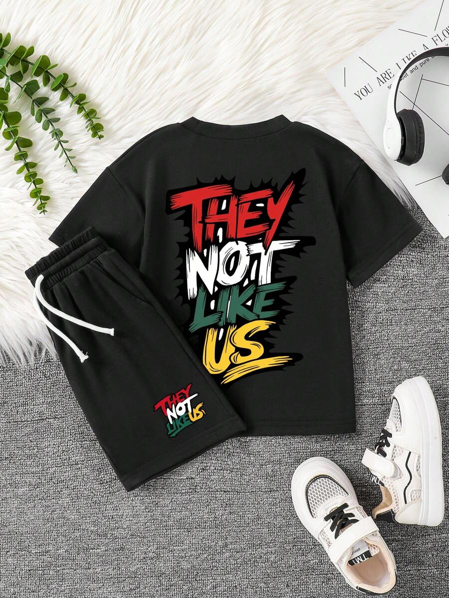 Tween Boy Letter Graphic Print Crew Neck Short Sleeve T-Shirt And Shorts Set