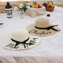 1pc Customized Soft Brim Beach Hat, Bridal Gift, Personalized Beach Hat, Customized Hat, Lady Beach Hat, Bridesmaid Gift, Bridal Party Hat, Name/Surname Or Wedding Role. Whether You Want To Buy It As A Gift Or Keep It For Yourself To Wear As A Daily Beach Sun Hat, Or Even Wear It On A Bachelorette Party Or Honeymoon Trip, This Unique Customized Hat Is Suitable For Any Occasion. - Multicolor - View 6