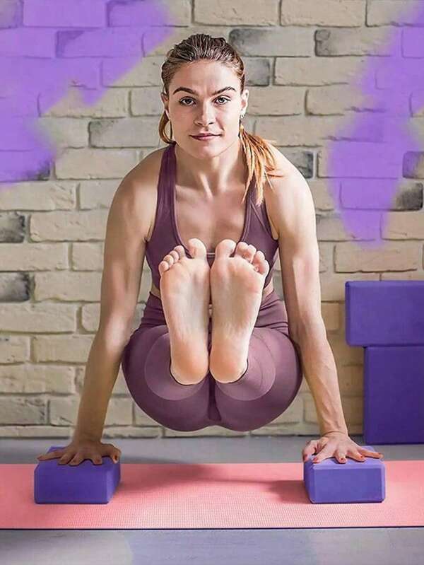 2 pièces Blocs de mousse de yoga haute densité, blocs de fitness EVA antidérapants de couleur unie, léger. Blocs de méditation, de gym, brique de formation, équipement de fitness, outil auxiliaire de yoga pour l'étirement et la mise en forme du corps