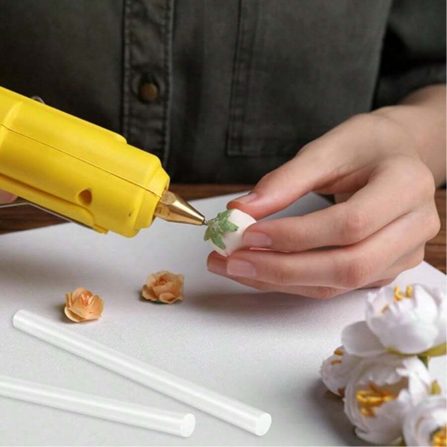 أعواد غراء سيليكون شفاف للصهر الساخن، ناعمة، بدون رائحة، لا تقطر، مناسبة لمشاريع DIY والنجارة والإصلاح، متوافقة مع معظم مسدسات الغراء، سهلة الاستخدام - شفاف 0.7 سم * 10 سم 10 قطع - مشاهدة 1