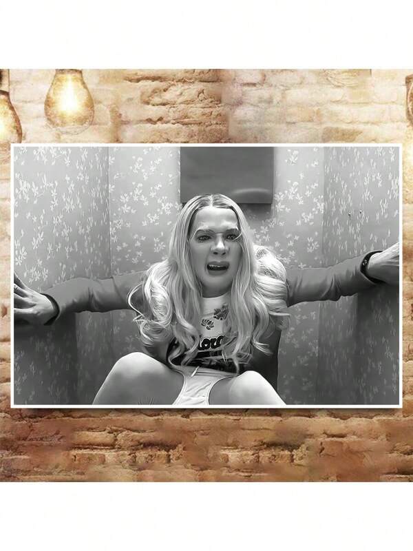 Vintage Funny Bathroom Decor Wall Art Black And White Comedy Movies White Chicks Poster Bathroom Pictures Print Modern Funky Minimalist Bathroom Wall Decor Canvas Art Poster And Wall Art Picture Print Modern Thickened Frame Canvas Print Wall Art,No Frame Include