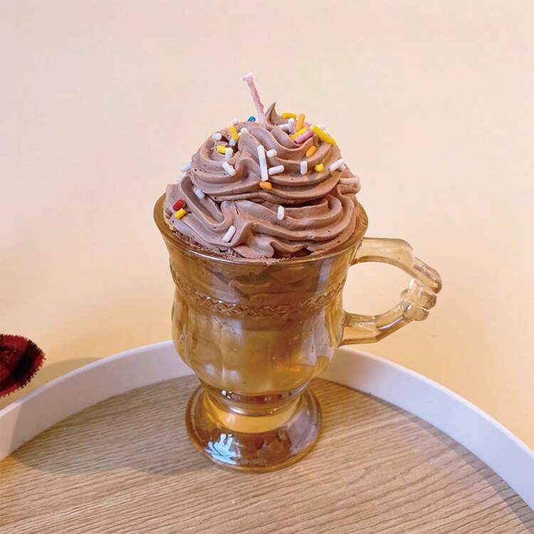 1 taza de vela de crema de chocolate. ¡Brindemos por ti y los hermosos recuerdos del Año Nuevo! Hierba, espero que tu gran día sea tan dulce como estas encantadoras velas, y que el próximo año esté lleno de diversión, aventura y momentos compartibles. Feliz cumpleaños, cualquiera que esté celebrando su cumpleaños puede tener velas, velas, regalos, decoración del hogar, decoraciones de cumpleaños, velas de cumpleaños, decoraciones, decoraciones, decoraciones. - Multicolor - Añade 5