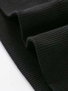 Áo sweatshirt cổ tròn dáng rộng, in hình chân dung phong cách đường phố dành cho nam thiếu niên, màu trơn, thích hợp mặc hàng ngày, đi dự tiệc, đi học, lễ hội âm nhạc, kỳ nghỉ, đi làm và các dịp khác. Có thể dùng làm quà tặng cho gia đình, bạn trai, bạn gái và bạn bè. - màu đen - Xem 7