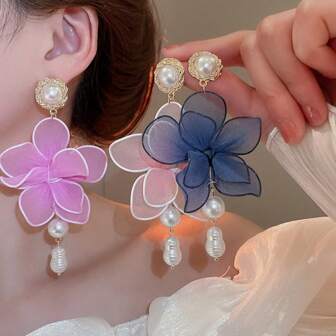 1 par de pendientes exagerados con diseño de flor, perla y borla, diseño elegante y de moda, delicado y elegante