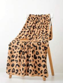 1pc Mustard Yellow Towel, Lightweight, Jacquard Letter & Heart Pattern, Polyester Rectangular 70*140cm Or Kitchen/Face/Hand 34*75cm Or 34*34cm Washcloth, Suitable For Men, Women, Couples, Families, All Seasons, Quick-Drying, Absorbent, Soft, Applicable For Bathroom, Hotel, Gym, Holiday Gifts, Party, Beach, Outdoor, Travel - Earthy Yellow - View 11