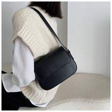 Fashionable Waterproof Shoulder Bag For Women - Hitam - View 3