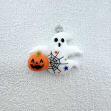 10 Stücke Kürbis und weiße Geist Anhänger aus Harz, perfekt für DIY Schmuckherstellung. Sie sind ideal für Ohrringe, Halsketten, Taschen und Schlüsselanhänger Accessoires. Sie sind perfekt für Weihnachtsdekoration, Weihnachtsgeschenke und ein perfektes Geschenk für Verwandte und Freunde
