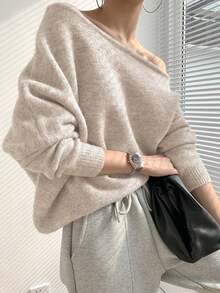 Áo len Mohair cho nữ, áo trễ vai bất đối xứng, phong cách giản dị rộng rãi - Màu be - Xem 2