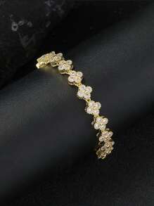 1 pieza Pulsera de lujo con flores de circonita al azar para mujeres, joyería exquisita con efecto deslumbrante de CZ como regalo