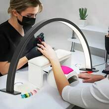 1 pezzo Lampada per unghie a semi-cerchio a LED, alimentata tramite USB, in lega di alluminio, 3 modalità di colore + regolazione continua della luminosità, adatta per arte di unghie, estensione ciglie, tatuaggi e altri trattamenti, montaggio da tavolo