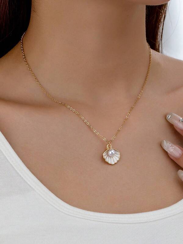 1pc Beach Vacation Scallop Women Necklace - Shell & Pearl Pendant, Boho Elegant Chain For Summer Travel,Light Luxury Jewelry For Daily Wear