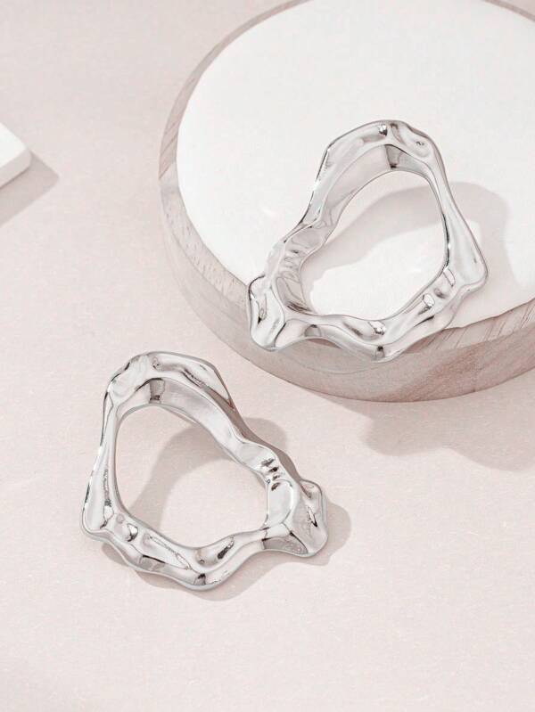 1 Pair Asymmetrical Geometric Hollow Stud Earrings, European And American Style