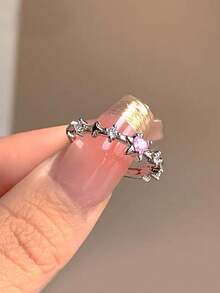 5 pièces Set de bagues en alliage de cuivre élégantes, uniques et délicates avec cœur et nœud papillon en zircone synthétique, de haute qualité, pour femmes (sans boîte cadeau)