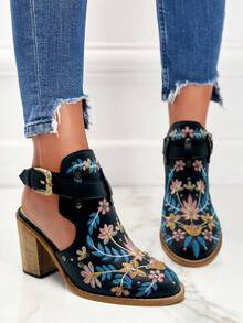 New Women's Retro Embroidered And Short Boots, Brown Erasable Material Buckle Decoration, Toe Cap Short Boots - Black - View 1