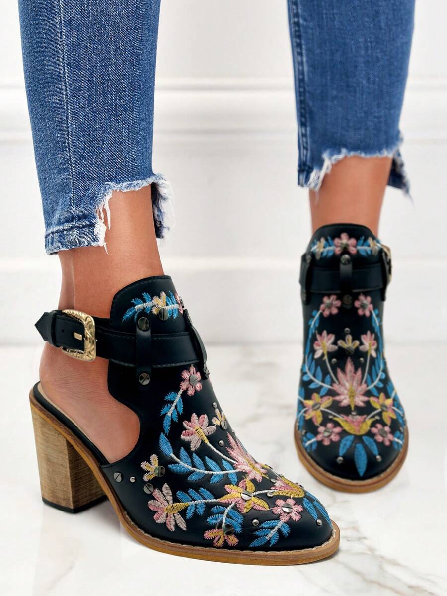 New Women's Retro Embroidered And Short Boots, Brown Erasable Material Buckle Decoration, Toe Cap Short Boots - Black - View 1