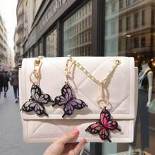 1 件环保材质醋酸纤维时尚彩虹色蝴蝶包饰钥匙扣