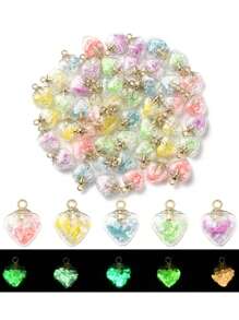 10 pièces (couleurs aléatoires) Charms en résine luisante en forme de coquillages de mer, cœur, calebasse, boule de verre pour le DIY, l'artisanat, la fabrication de bijoux, les sangles de téléphone portable, la décoration de sac, les ornements de mini-paysage