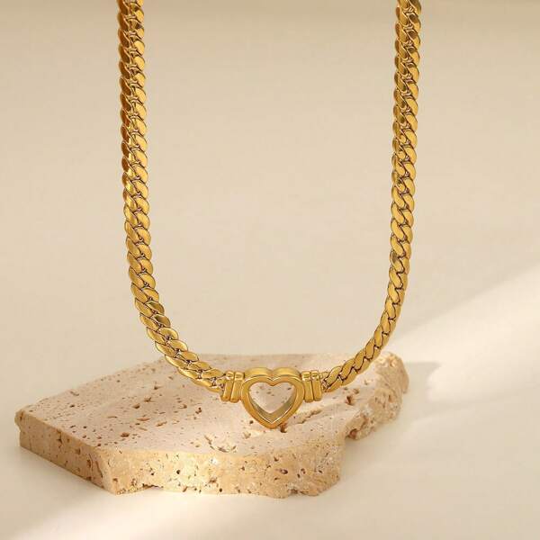 Collar con dije en forma de corazón con cadena plana hueca estilo serpiente de acero de titanio chapado en oro de 18K, para mujeres