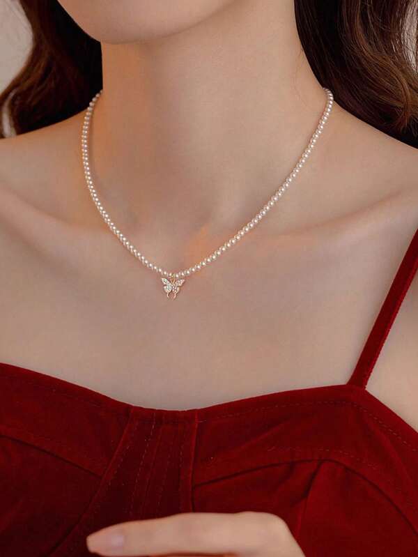 1pc Women's Beaded Faux Pearl Butterfly Pendant Necklace, Elegant Charm Women Necklace, Suitable For Evening Gowns, Holiday Parties, Daily Wear