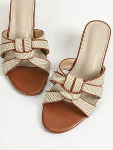 Damen Mode elegante bequeme High Heel Sandalen, geeignet für täglichen Lässig-Stil, Einkaufen, Urlaubsoutfit. Mit umklappbarem Kreuzriemen-Design, runder Zehenpartie, Blockabsatz in Braun & Weiß gewebter Kreuzriemen Plateau-Absatz Boho-Stil Sandalen für Damen, geeignet für täglichen Lässig-Stil, Einkaufen, Urlaubsoutfit im Sommer - Braun - Übersicht 6