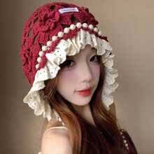 Fascinators & Mini Hats