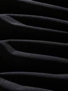 Men T-Shirts - Hitam - View 4