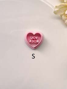 爱情对话聚合物粘土切割器、情人节粘土耳环切割器（用于聚合物粘土首饰制作）、聚合物粘土耳钉印章制作工具、粘土首饰制作套件、粘土耳环模具（由 PLA 制成）、DIY 耳环礼物