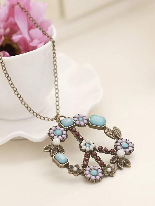 1pc Vintage Bohemian Casual LUCKY Anti-War Floral Symbol Charm Pendant Necklace, Suitable For Daily, Holiday, Gift, Music Festival Couple Gifts (May Have Slight Color Difference Due To Shooting Lighting)