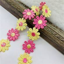 1 yarda 25mm Lindo de encaje con flores de margarita coloridas para tejer cinta bordada de boda DIY hecha a mano con parches, suministros de costura, manualidades - Elige colores - Ver 12