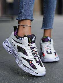 1 Pair Patchwork Color-Block PU Lace-Up Canvas Breathable New Skull, Pumpkin, Tombstone, Ghost, Spider & Spider Web, Bone Random Print Round Toe Platform Sneakers, Halloween Gift For Teenagers - Black - View 4