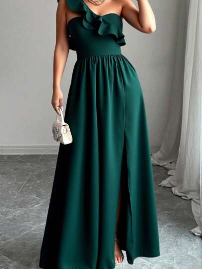 Nuevo vestido mujer asimétrico sexy con hombro plisado, recorte hueco y abertura alta, adecuado para vacaciones, citas y fiestas en verano