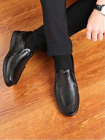 Men's Round Toe Slip-On Casual Leather Shoes, Casual & Warm, Fur Lining, Fine-Textured Full-Grain Leather, Soft & Delicate
