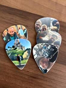 1 Stück/2 Stück personalisierter Gitarrenplektrum, personalisierter Foto-Gitarrenplektrum, beidseitig bedruckter personalisierter Gitarrenplektrum, personalisiertes Gitarrenzubehör, personalisiertes Bass-Gitarrenzubehör, Gitarrenplektrum, Geschenk für Musiker, Gitarrenplektrum-Geschenk, modisch, farbig, niedlich, minimalistisch, einzigartiges personalisiertes Geschenk