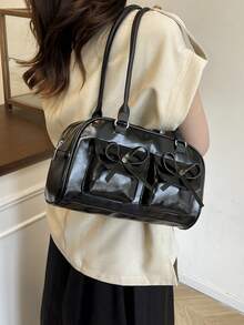 1 件黑色仿皮金属铆钉多口袋波士顿女式单肩包