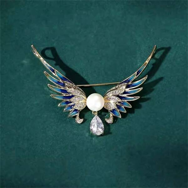 1pc Angel Wings Love Brooch Zinc Alloy Material Paint Craftsmanship Elegant Style Fashionable And Exquisite Suitable For Suits, Dresses, Daily Wear Accessories, Gifts For Friends And Family Birthday Parties