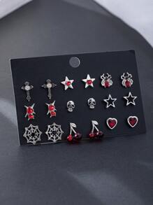 9 Paar Gothic Stil Spitzen Anhänger Set mit Kreuz, Herz, Stern, Spinne, Totenkopf Motiven, vielseitig einsetzbare Party Socken