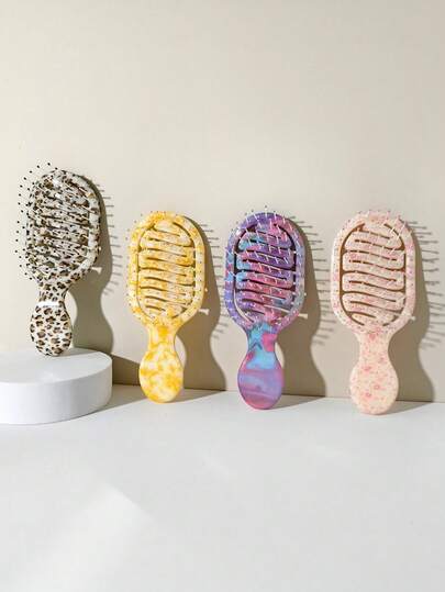 1 chiếc lược chải tóc nhỏ gọn thiết kế theo dõi in chuyển nước sáng tạo, lược chải tóc rỗng bỏ túi mini di động, lược nhựa dùng khi ướt và khô, bộ đồ mặc ngoài trời hàng ngày cho phòng ký túc xá, dụng cụ trang điểm khi trở lại trường, sinh viên, hộp đựng đồ trang điểm dưới gầm giường, bàn trang điểm trong ký túc xá, lược, lược chải tóc, phụ kiện tóc, đồ dùng làm đẹp mùa hè khi đi du lịch, lược, lược chải tóc, lược gỗ, lược chải tóc, lược chải tóc mini, lược gỡ rối, lược chải tóc, lược chải tóc xoăn, dụng cụ làm tóc, đồ dùng cần thiết khi đi du lịch, đồ dùng cần thiết khi đi du lịch, kiểu tóc, làm tóc, lược chải tóc, lược chải ngược, lược tạo kiểu, lược chải tóc xoăn, lược chải cạnh, lược chải tóc, lược chải tóc, bộ lược chải tóc, lược chải tóc xoăn, lược gỡ rối, lược chải tóc cho nữ, tóc, du lịch, sản phẩm chăm sóc tóc, dụng cụ làm tóc, đồ dùng cho tóc, thợ cắt tóc, phụ kiện thợ cắt tóc, tiệm cắt tóc, dụng cụ làm tóc