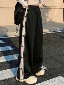 Pantalones deportivos casuales con diseño de estrella patchwork y rayas laterales estilo - Blanco y Negro - Ver 3