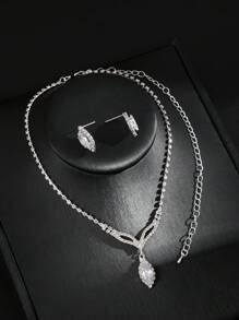 3 pezzi Set di gioielli da donna - 1 collana + 1 paio di orecchini, design semplice ed elegante per uso quotidiano, adatto come regalo, per occasioni come San Valentino, Ognissanti, festival musicali, celebrazioni della Festa Nazionale, ecc.