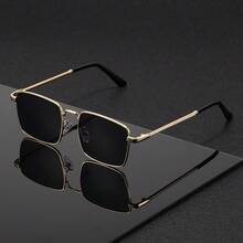 1 副男女款复古不对称镜框时尚眼镜 - 金色金属镜框，渐变镜片，轻巧时尚，适合休闲佩戴，日常佩戴，装饰镜片