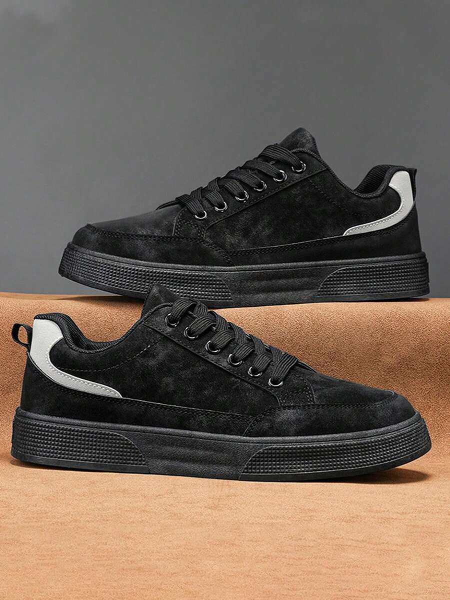 Zapatillas deportivas elegantes para hombre en negro y gris, con suela gruesa antideslizante y resistente al desgaste, zapatillas de tenis para hombre, diseño con cordones y puntera redondeada, ligeras y cómodas, ideales para deportes al aire libre, uso diario y desplazamientos al trabajo.