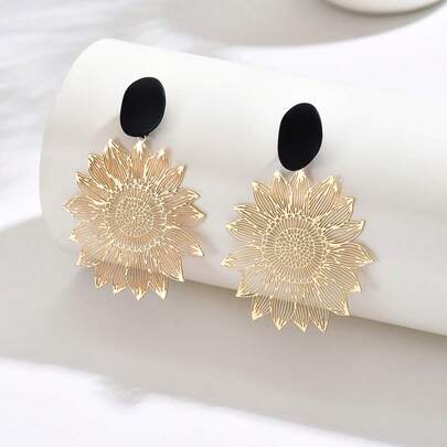 1 对复古时尚百搭镂空金属向日葵耳环适合日常佩戴