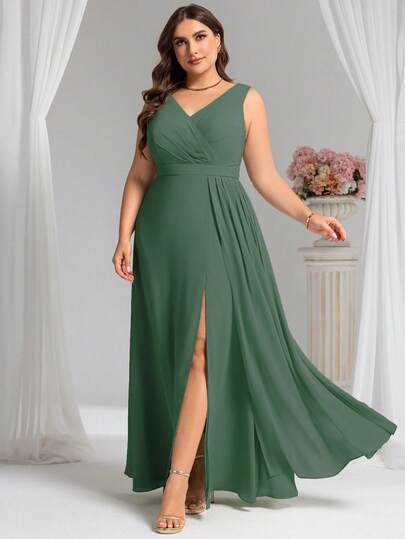 Plus Romantic V Neck Sleeveless Ruched Bust High Split Bridesmaid Dresses For Wedding Party Wedding Guest
