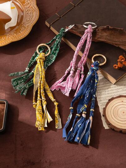 1pc Fashionable And Exquisite Keychain DIY Bag Pendant Shoelace Accessories Bag Decoration Car Keychain Decoration Can Be Freely Matched. Plated With 18K Gold, Not Easily Oxidized, Suitable For Giving To Mothers, Wives, And Girlfriends