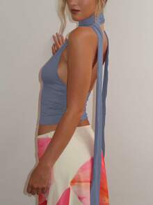 女士夏季系带露背吊带短款上衣，优雅性感，适合派对和休闲场合 - 霧霾藍 - 查看 2