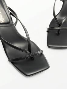 Women's Minimalist Low Kitten Heel Ankle Strap Thong Sandals, Sexy Square Toe Sandals With Fashionable Heel - Black - View 10