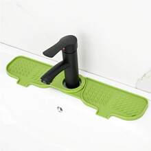 Protège-éclaboussures pour évier de cuisine, tapis de robinet en silicone, tapis de protection anti-éclaboussures pour évier avec une pente de 5°, rotatif à 360°, flexible, anti-dérapant, bac de récupération des gouttes d'eau pour la zone de l'évier de salle de bain et de cuisine