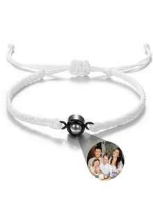 1件定制照片投影手链，不锈钢彩色编织情侣手链，适合男士、女士、情侣、家人，照片留念，节日、母亲节、父亲节、情人节和生日的个性化礼物，黑色、银色、金色，时尚、多彩、复古、简约、中性、休闲、可爱，可定制、个性化、独特，送给他的理想礼物，送给她、男朋友、女朋友、爸爸、妈妈、家人、朋友的理想礼物，适合周年纪念日、生日、毕业典礼、舞会、派对，定制时尚首饰