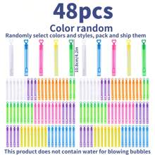 24/48 piezas Mini varitas para burbujas (líquido para burbujas no incluido), colores aleatorios, juguetes de fiesta de burbujas, aptos para cumpleaños temáticos, fiestas en la piscina, recuerdos de fiesta de cumpleaños, obsequios de graduación, perfectos para decoración de cumpleaños, graduación y juegos al aire libre